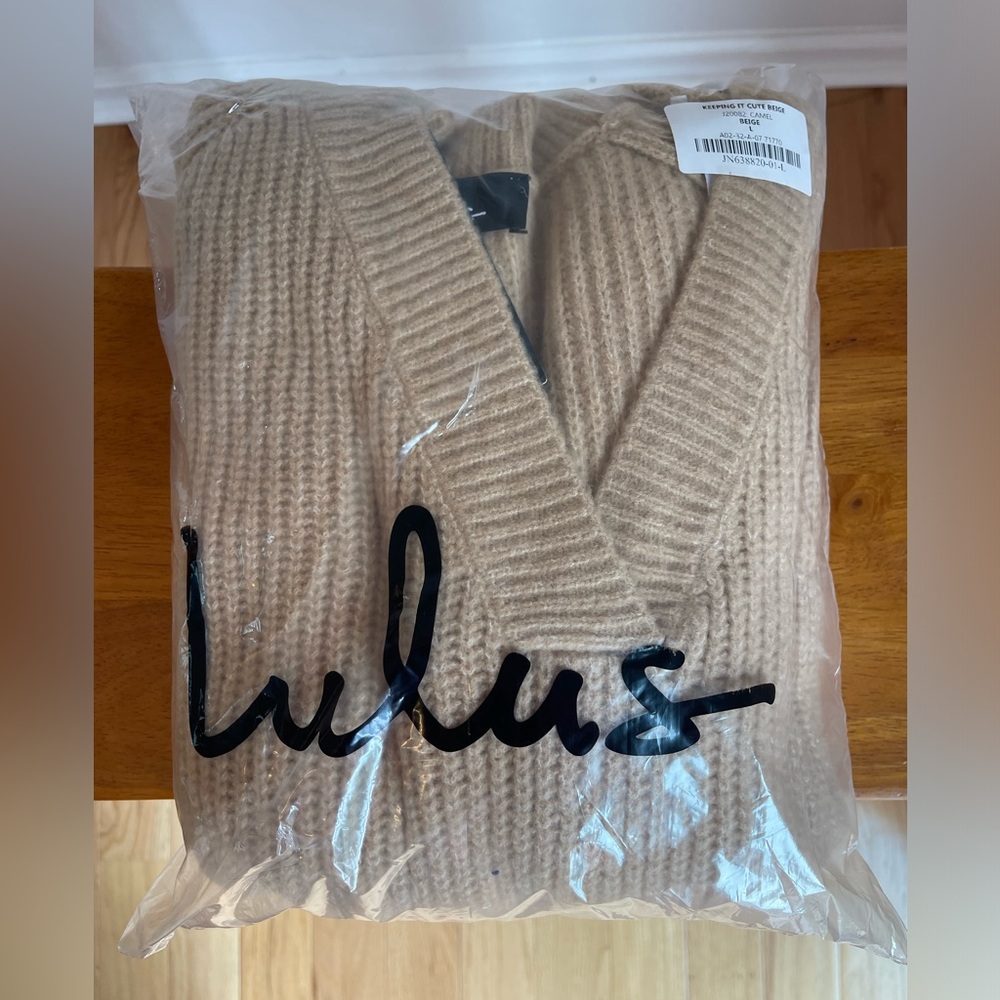 NEW Lulus “Keeping it Cute Beige V-Neck Sweater
Dress”